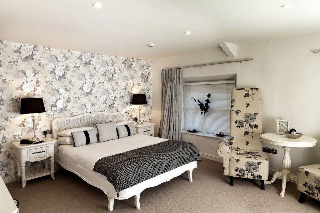 Gwesty'R Emlyn Hotel Newcastle Emlyn Bagian luar foto