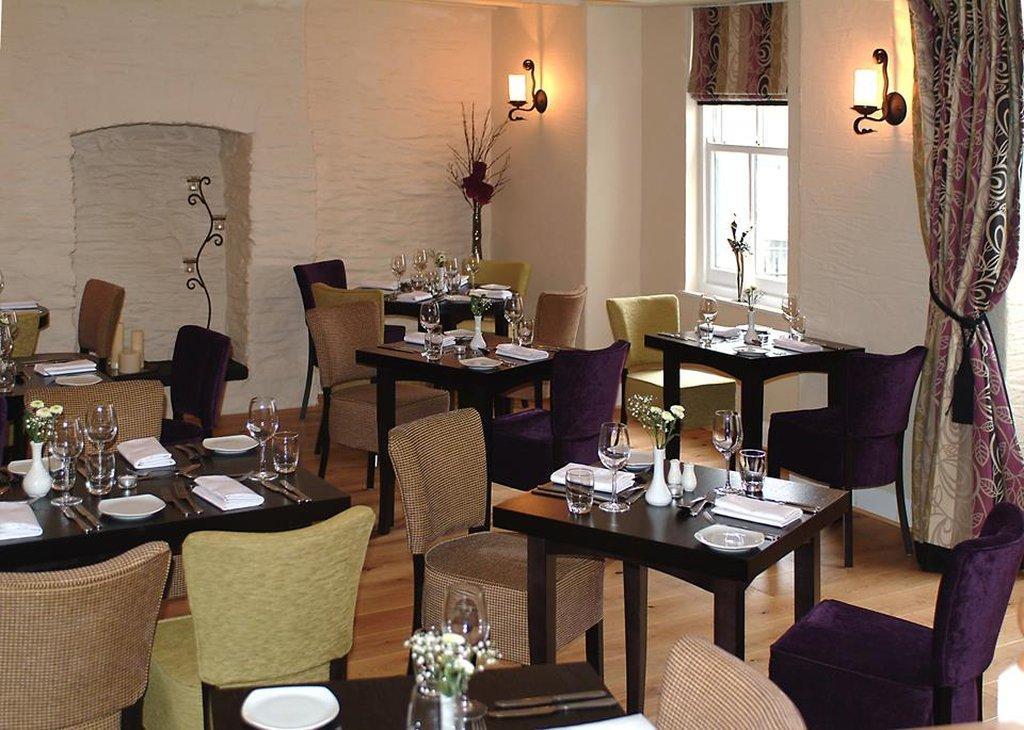 Gwesty'R Emlyn Hotel Newcastle Emlyn Bagian luar foto