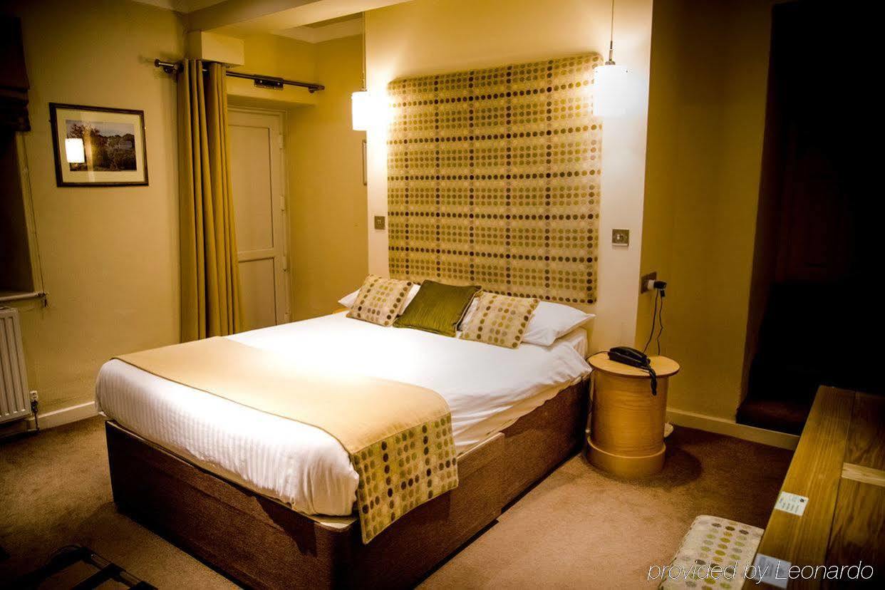 Gwesty'R Emlyn Hotel Newcastle Emlyn Bagian luar foto