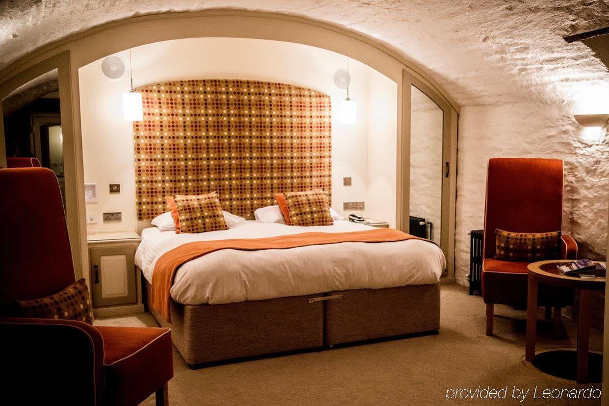 Gwesty'R Emlyn Hotel Newcastle Emlyn Bagian luar foto